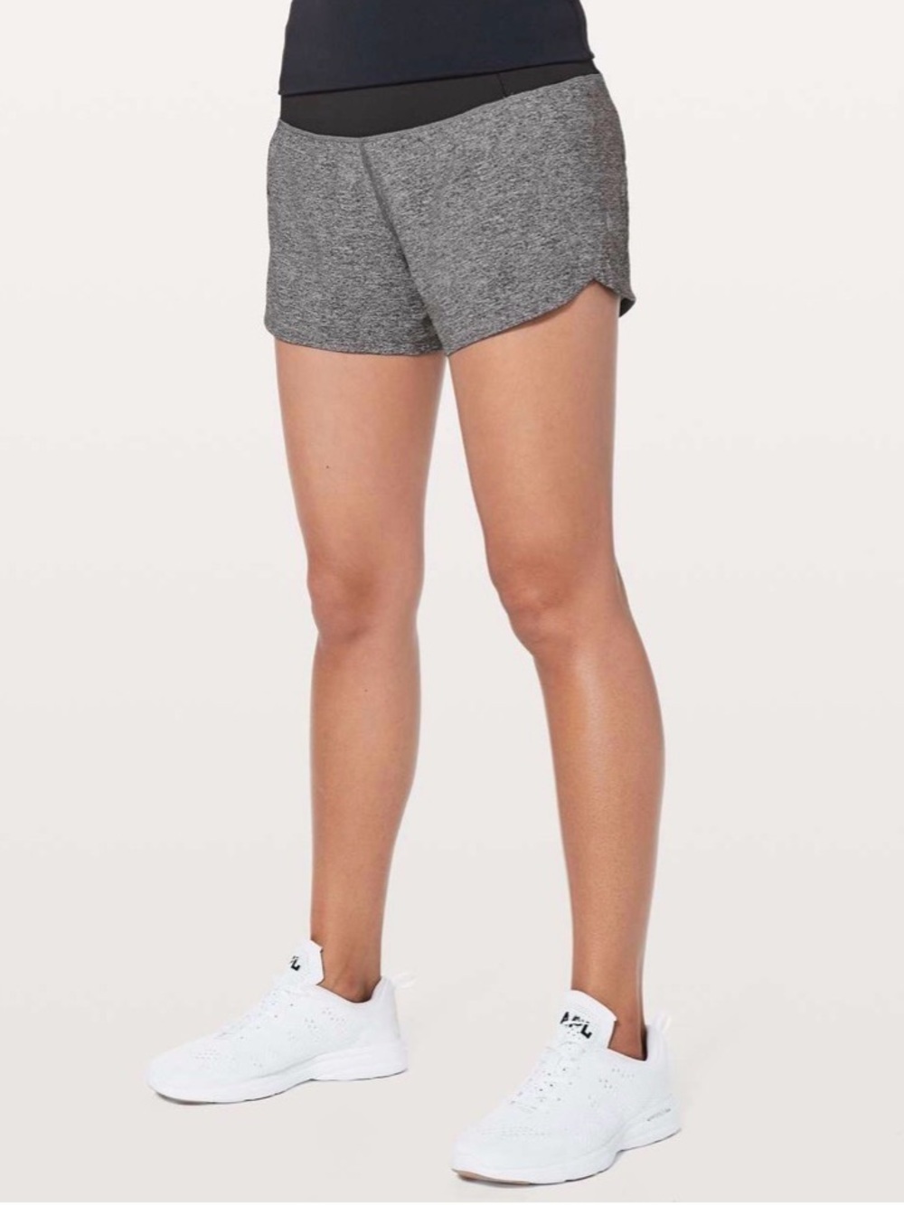 Lululemon Run Times Short II 4” Size 6